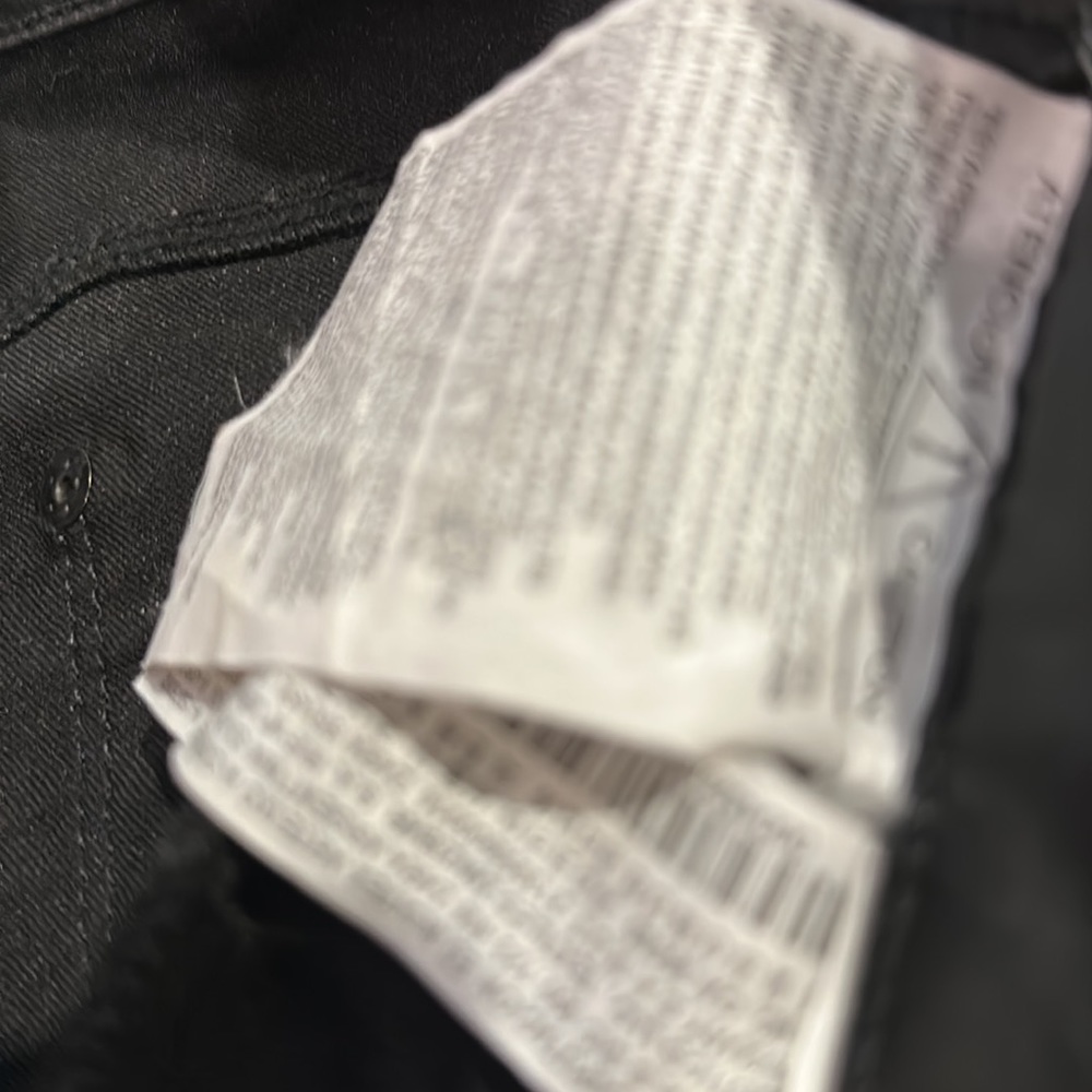 ZARA COATED 4 ZIPPER SLIM BLACK JEAN. LOOKS LIKE LEATHER SIZE 4 - Picture 6 of 12